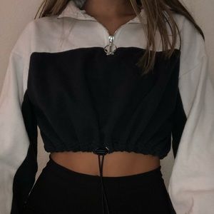 Cropped quarter zip